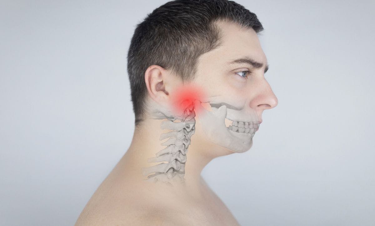 Schematic representation of pain in the jaw | Image Credit: Siniehina - stock.adobe.com