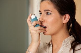 Electronic Inhaler Monitoring Reduces COPD Hospitalization