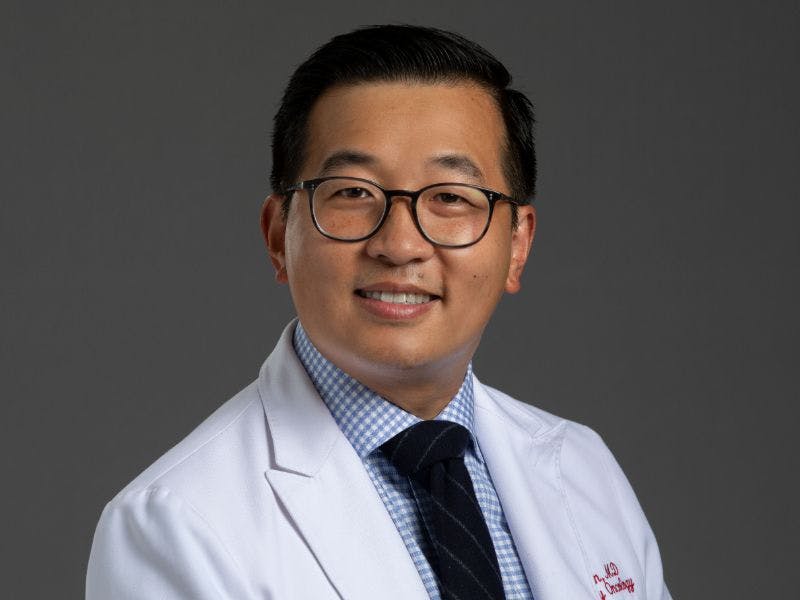 Dr Alan Tan